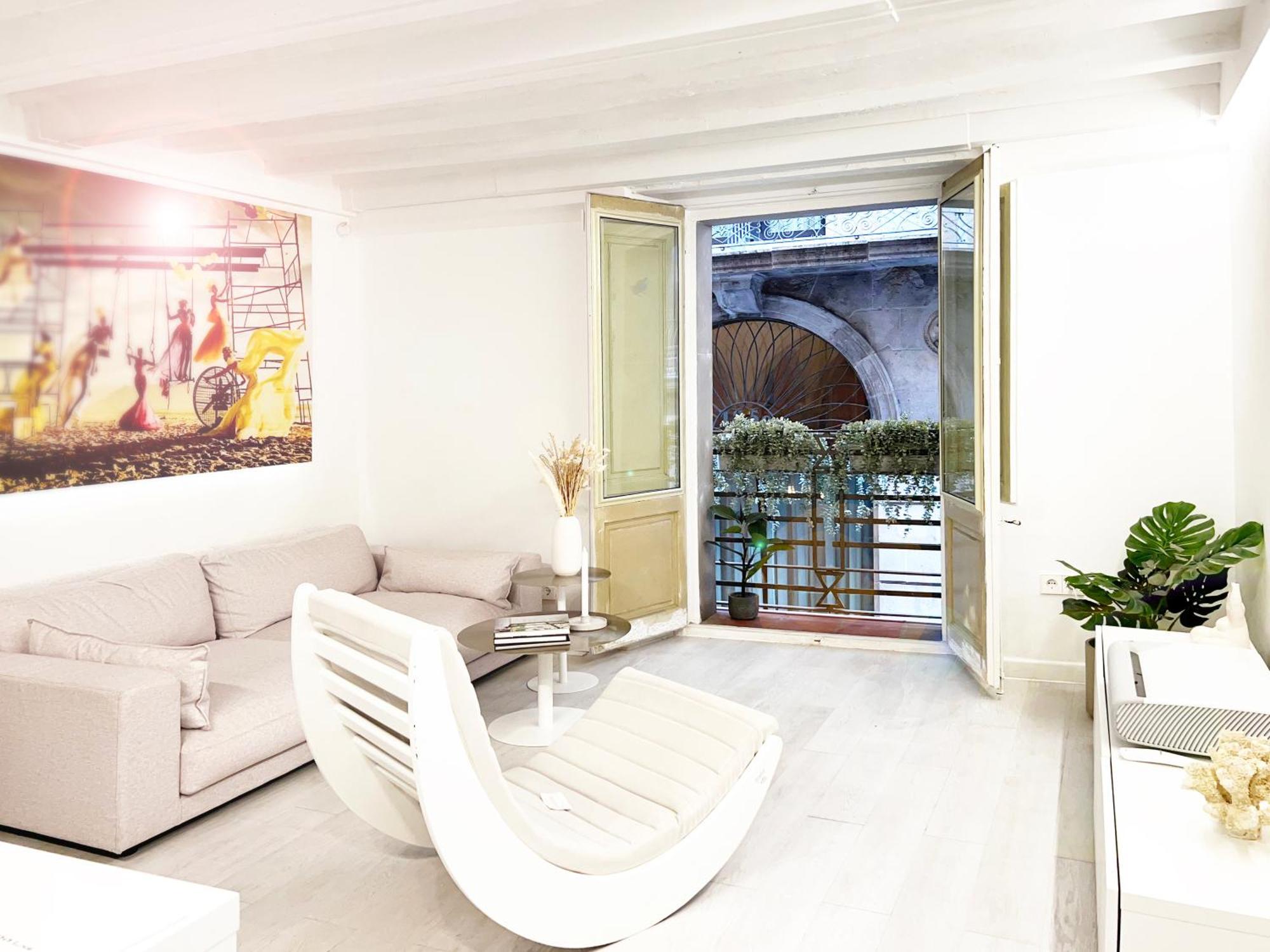 Apartment White